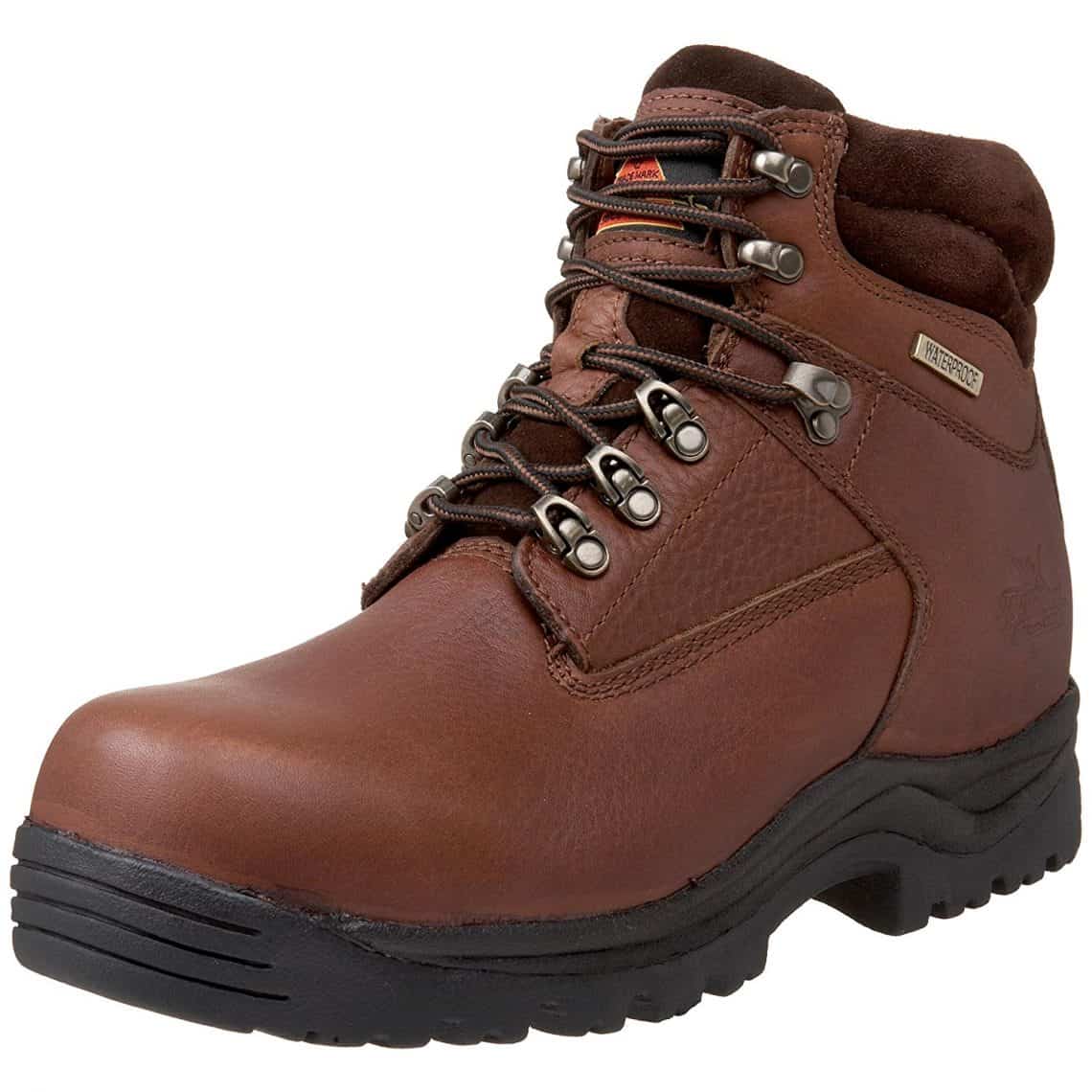 best hiking boots for flat feet and overpronation