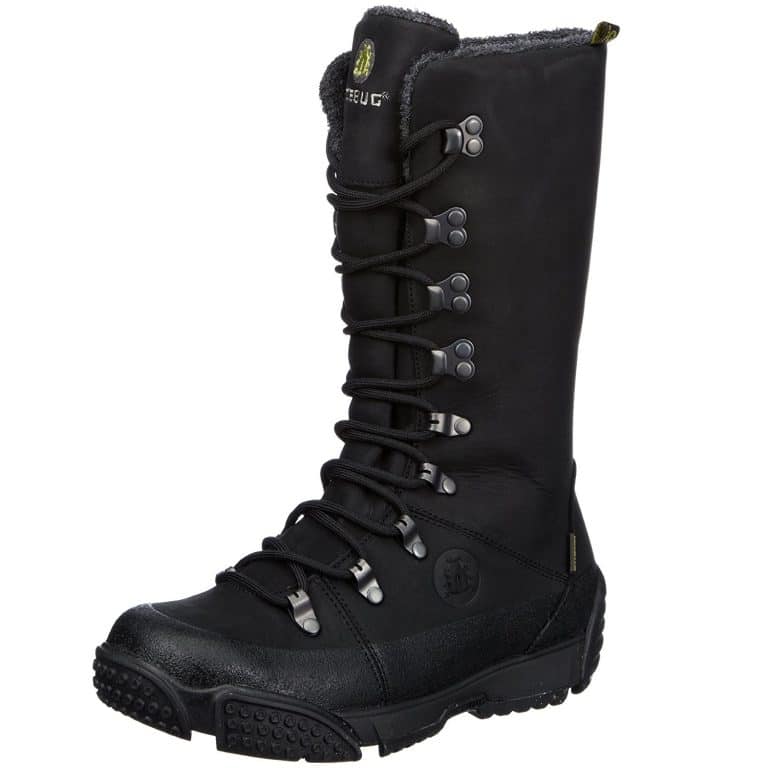 best boots for winter hiking and snowshoeing