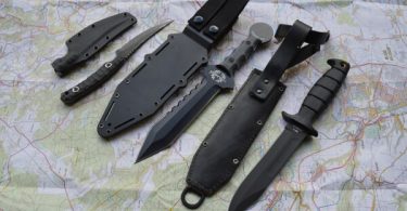 Fixed blade knives
