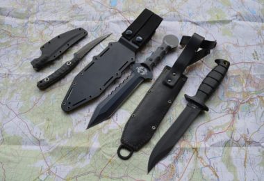 Fixed blade knives