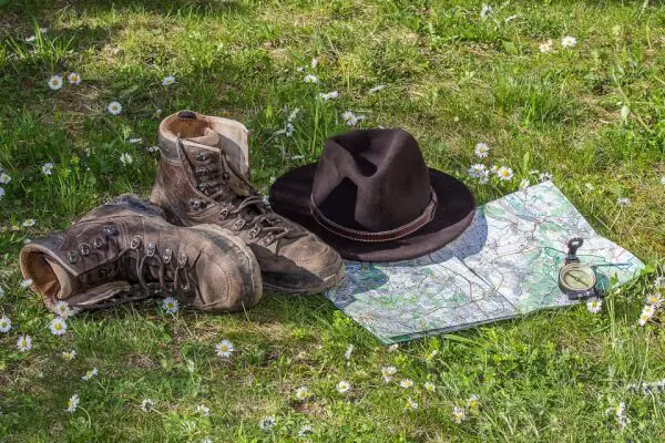 Hiking boots map hat