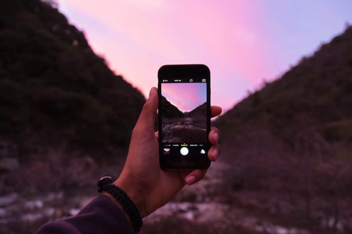 taking photos of the night sky with your phone’s camera